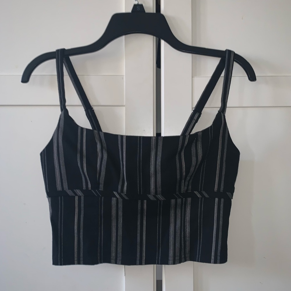 UO Luna Straight Neck Cami - Picture 1 of 8
